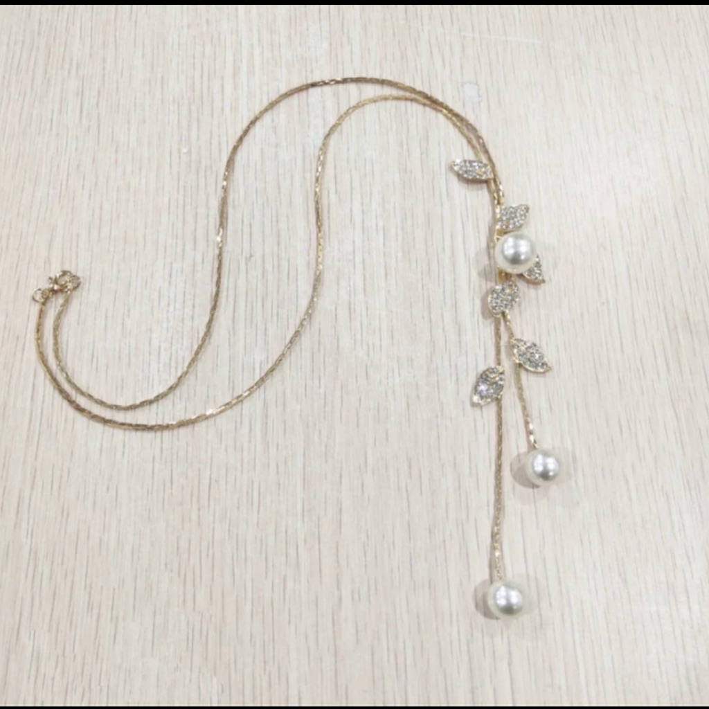 New Women’s Bolero Style Slide Necklace